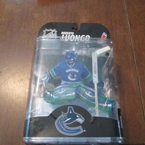 Vancouver Canucks Roberto Luongo Action Figure